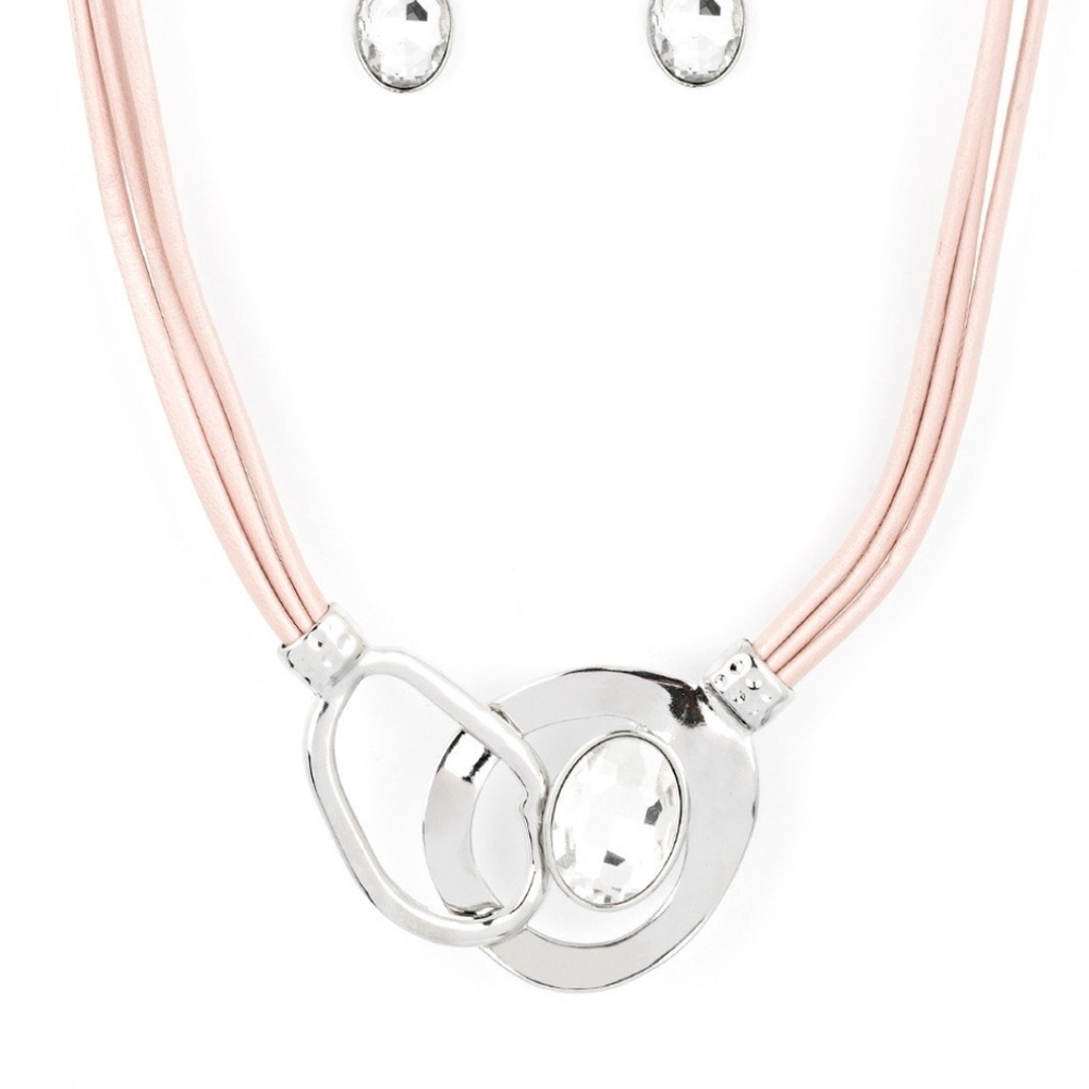 Paparazzi Silver and Pink Necklace with Interlocking Rings Californian Cowgirls